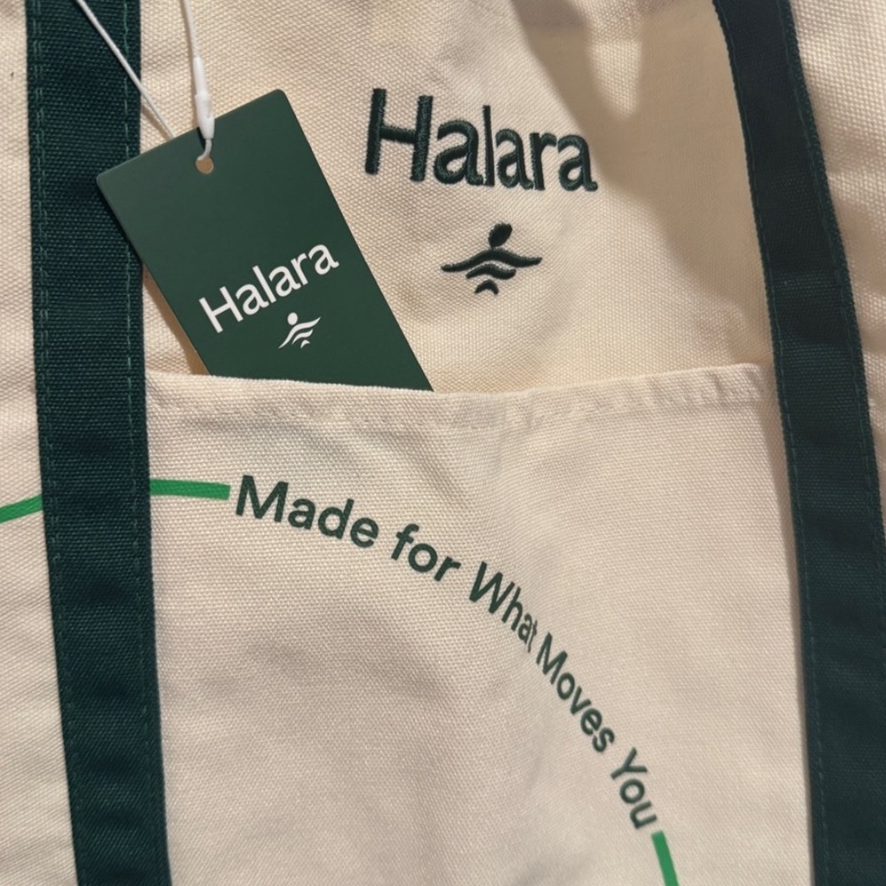 HALARA Cream and Green Canvas Tote Bag - Picture 5 of 5